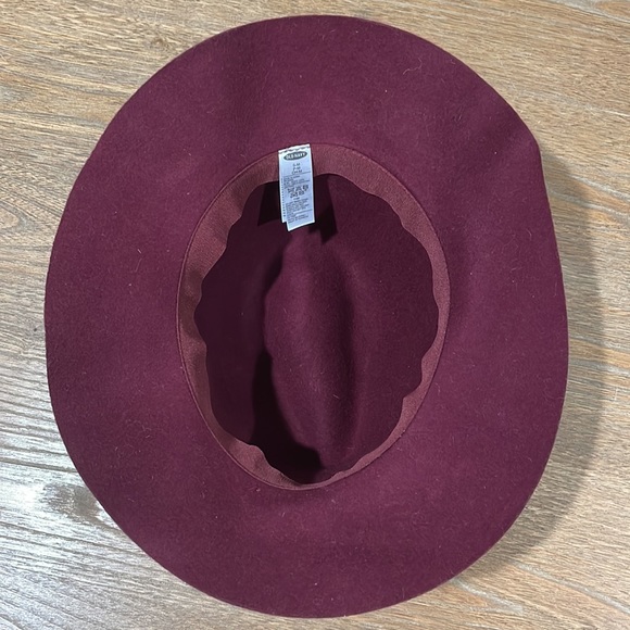 Old Navy®️ Wool Hat - Maroon with Black Faux Leather Trim detail - Picture 5 of 7